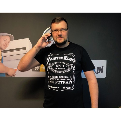 Tričko jedničky v montáži klimatizací v Polsku