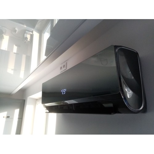 GE APPLIANCES MONO FUTURE BLACK 2,6kW klimatizace